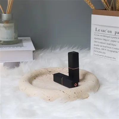 Béžový travertinový kruhový podnos