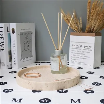 Béžový travertinový kulatý podnos