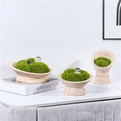 Květináč s mramorovým efektem