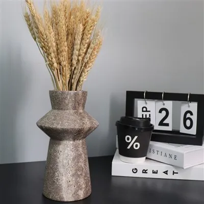 Stříbrná-šedá jeskynní váza